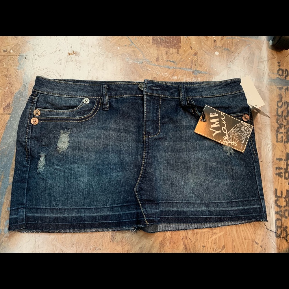Jean mini skirt, distressed